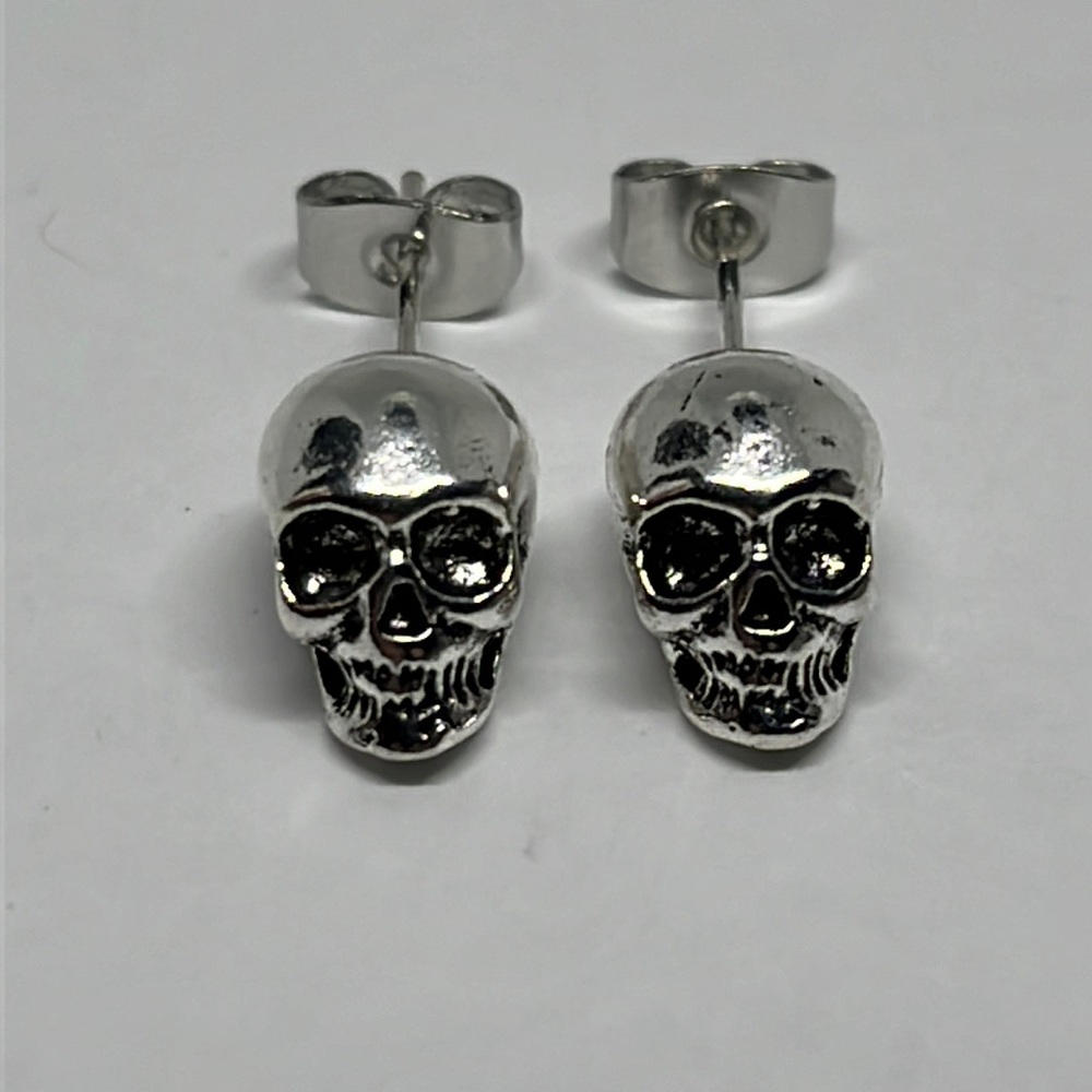 Earrings Skull Goth Gothic Halloween
